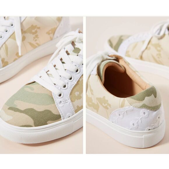 By Anthropologie Camelia Lace Up Sneakers Size 9 Floral Camo Canvas Eyelet - Picture 2 of 10